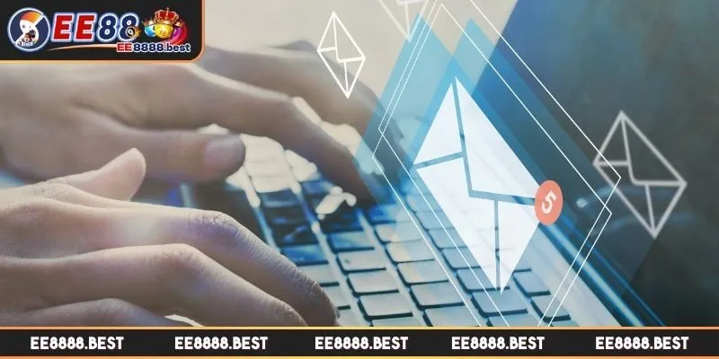 Truy cập qua email để nhận thông báo mới nhất từ nền tảng